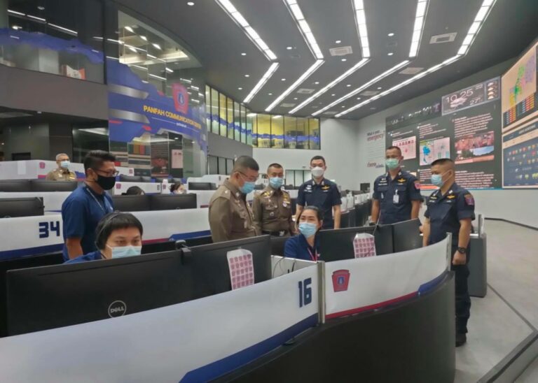 191 จัดรถสายตรวจ สนับสนุนตรวจโควิดเชิงรุก มอบถุงยังชีพ รับสายช่วยชาวบ้าน 5 230642613 885532958724522 5299317364775907808 n