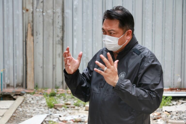 270764 สัมภาษณ์กับสื่อช่อง3 ๒๑๐๗๒๗ 1