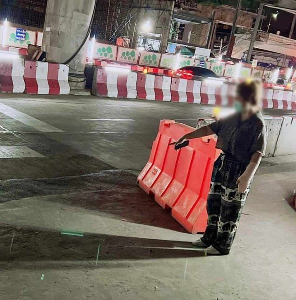 ดาราชายขับรถชน, ขุน ชานนท์, โหนกระแส, กล้องวงจรปิด