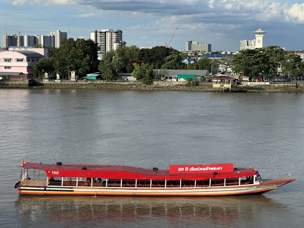 ค่าโดยสาร, ราคาน้ำมัน, เรือด่วนเจ้าพระยา, เรือด่วนเจ้าพระยาธงส้ม, เรือด่วนเจ้าพระยาธงเหลือง, เรือด่วนเจ้าพระยาธงเขียว, ขึ้นค่าโดยสาร, กรมเจ้าท่า