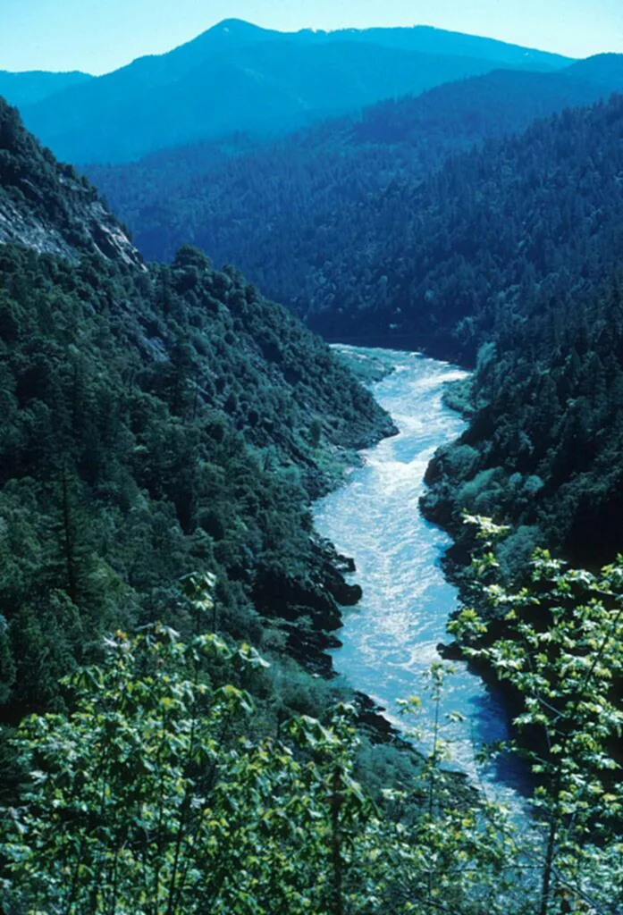 แม่น้ำ Klamath, รื้อเขื่อน, รื้อถอนเขื่อน, แซลมอน, ฟื้นฟูแม่น้ำ, แม่น้ำ Klamath, อนุรักษ์ธรรมชาติ, โครงการรื้อถอนเขื่อน, สร้างเขื่อน