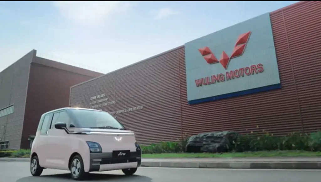 รถยนต์รุ่น Wuling Air EV, รถไฟฟ้า, Wuling Air EV, อุตสาหกรรมรถยนต์พลังงาน, อินโดนีเซีย, ประชุม G20, เอสเอไอซี-จีเอ็ม-อู่หลิง, อุตสาหกรรมยานยนต์, ผลิตยานยนต์, ยานยนต์ GSEV, GSEV, รถยนต์อู่หลิง แอร์ อีวี, SGMW, รถยนต์สัญชาติจีน, ยานยนต์สัญชาติจีน