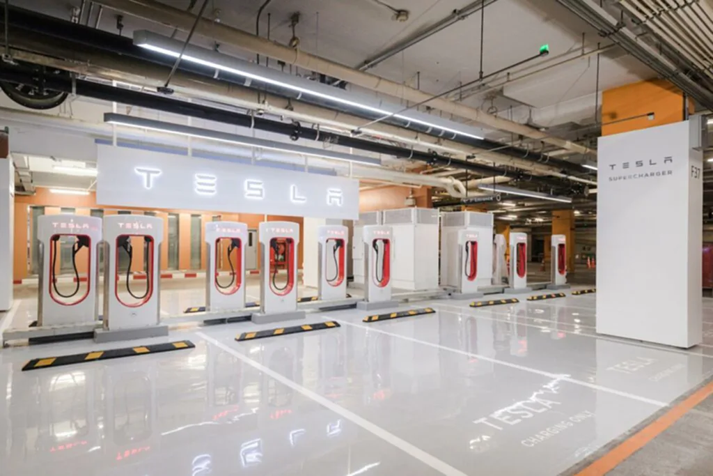 Tesla, tesla supercharger, tesla news, tesla supercharger thailand, สถานี Supercharger, รถยนต์ไฟฟ้า, เซ็นทรัลเวิลด์, Destination Charging, ตู้ชาร์จ
