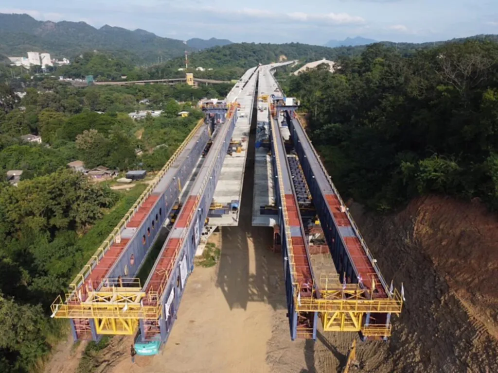 ทางหลวงโคราช, มอเตอร์เวย์ โคราช, กรมทางหลวง, มอเตอร์เวย์บางปะอิน-โคราช, ทางหลวงพิเศษ, เส้นทางมอเตอร์เวย์ฟรี