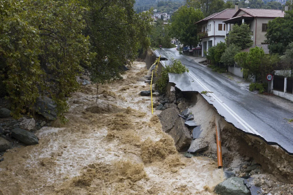 พายุดาเนียล, กรีซ, ตุรกี, บัลแกเรีย, ฝนตกหนัก, พายุ, พายุฝนฟ้าคะนอง, ดินถล่ม, ผู้เสียชีวิต