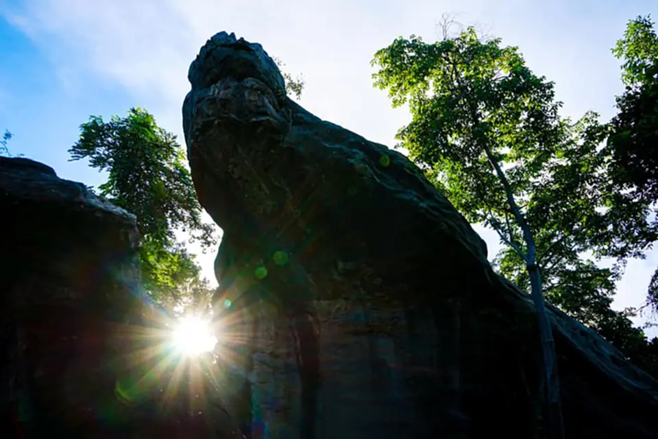 วนอุทยานภูหัน-ภูระงำ, ประติมากรรมธรรมชาติหินทราย, ป่าภูระงำ, ยุคดึกดำบรรพ์