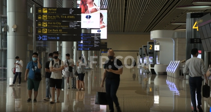 Singapore Cracks Down on E-Cigarette Smuggling at Changi Airport – 177 Passengers Caught, 61 Fined