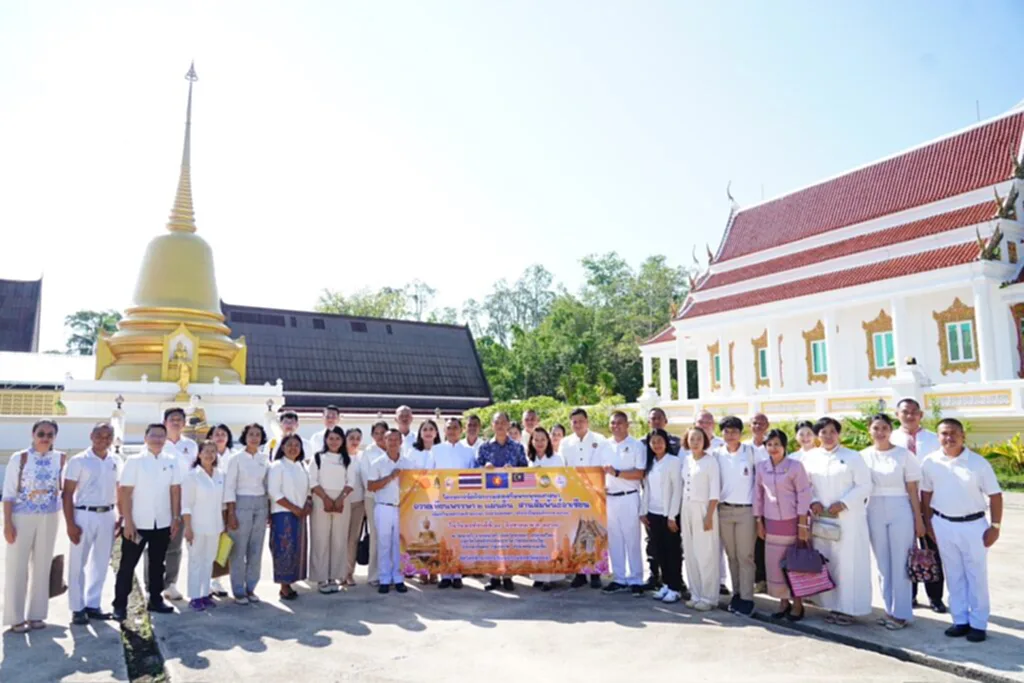 ส่งเสริมพระพุทธศาสนา