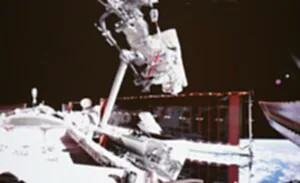 (EyesOnSci)CHINA-SHENZHOU-20-CREW-FIRST EXTRAVEHICULAR ACTIVITIES-COMPLETION (CN)