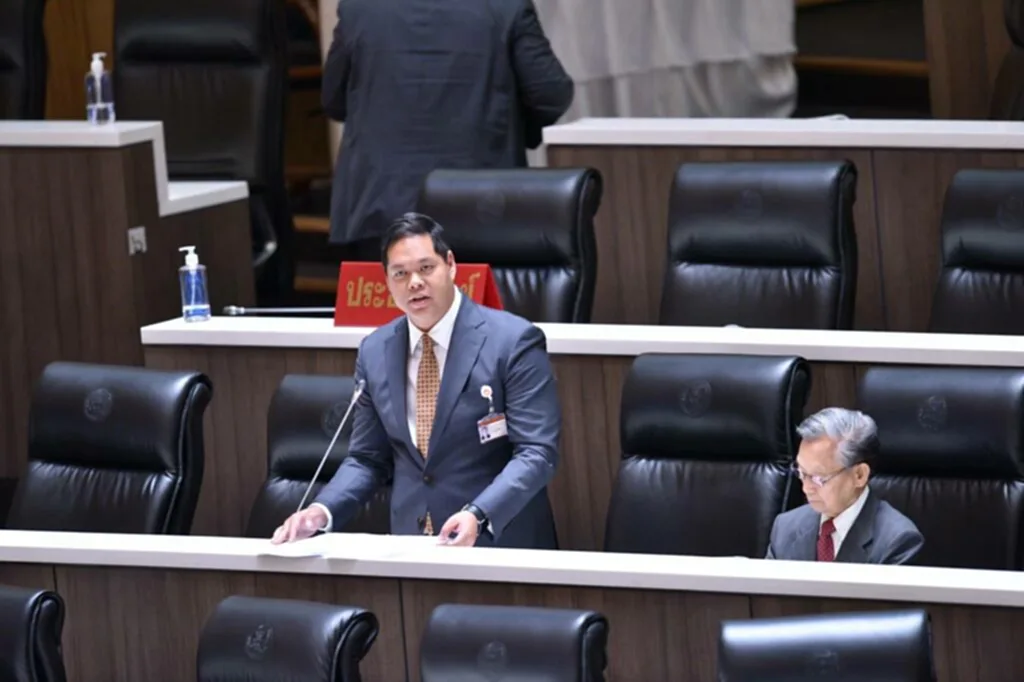 สรรเพชญ