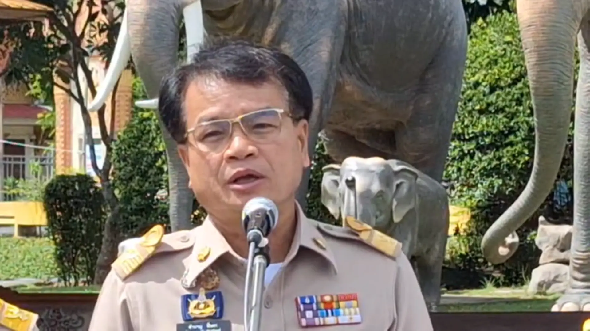 ผู้ว่าฯ สุรินทร์