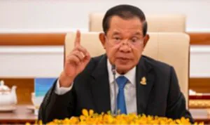 ฮูนเซนขีดเส้นตายไทย