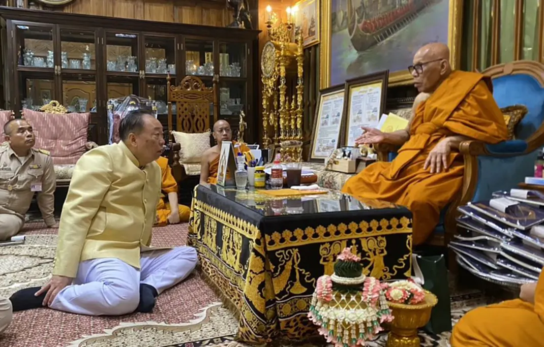 สุชาติ