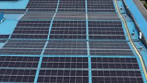 หูเป่ยใช้หุ่นยนต์ clean solar cell