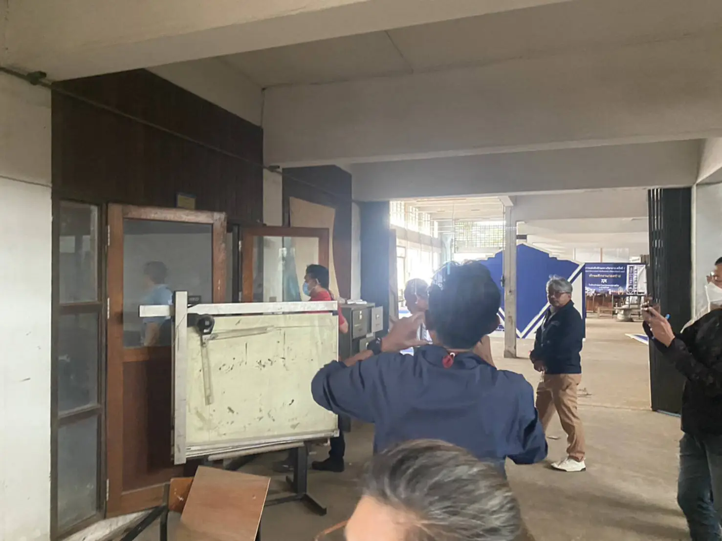 ญาติ