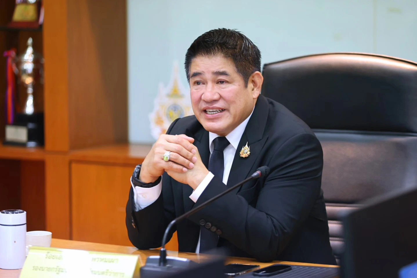 ธรรมนัส