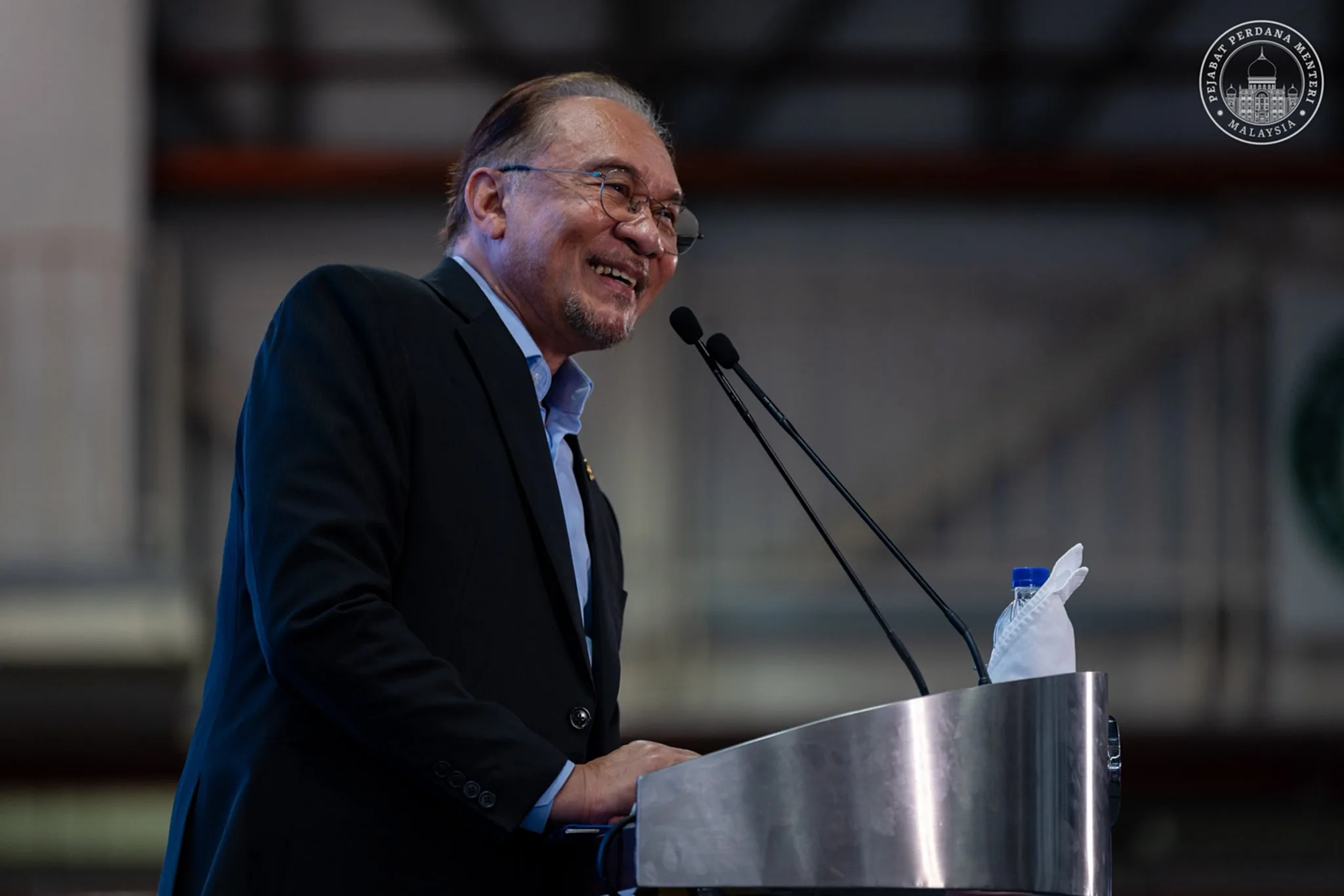 อันวาร์