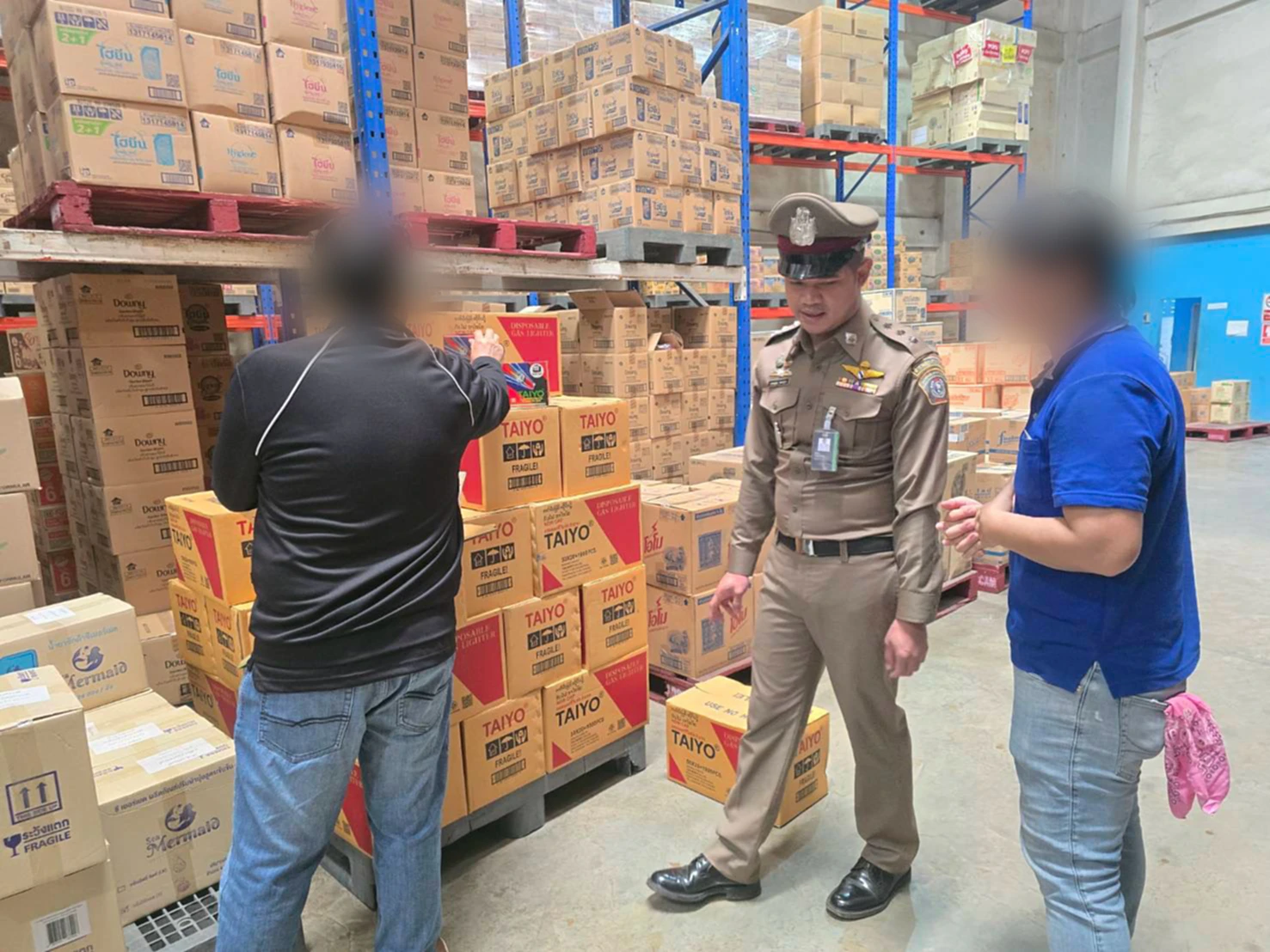 ไฟแช็กปลอม