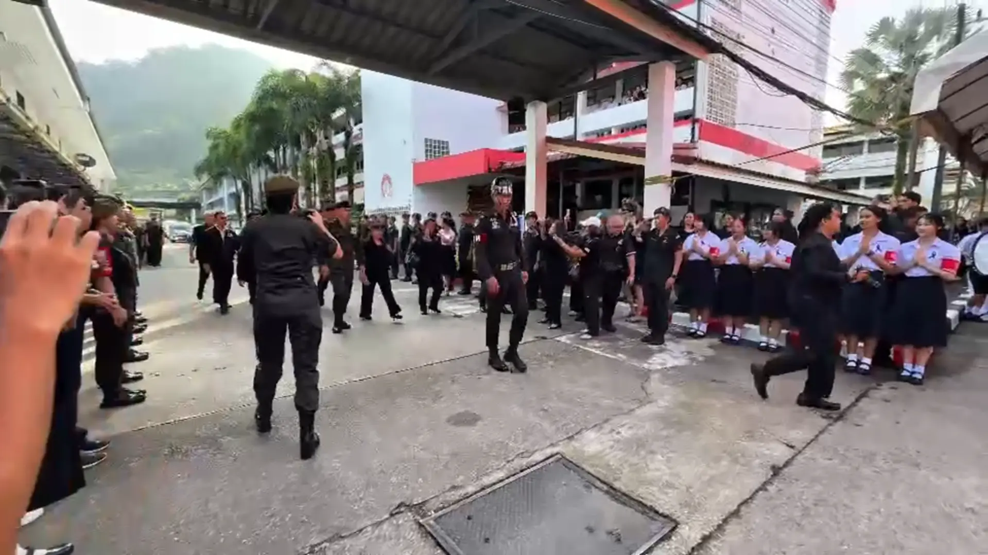 แม่ทัพกุ้ง