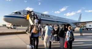 จีนยกเลิกตั๋วไปญี่ปุ่นเกือบ 5 แสนใบ