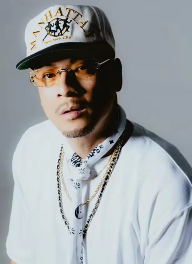 เวย์ ไทเทเนียม