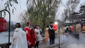 ลั่วหยางปลุกเสน่ห์ชุดฮั่นฝู