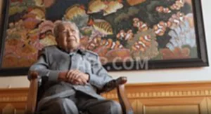 มหาธีร์ถูกหามส่งรพ